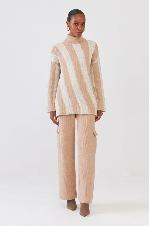 Calça Cargo Ampla Em Tricot Bege Champagne